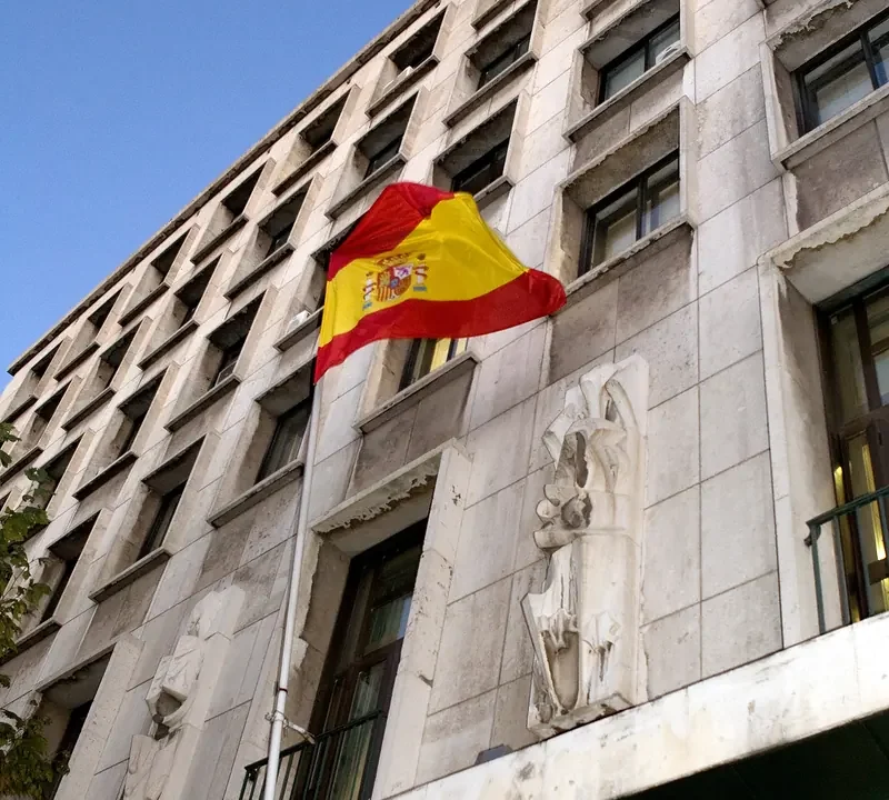 El precio de la vivienda en España experimentó un notable incremento en el primer trimestre de 2026, registrando una suba cercana al 14% y a