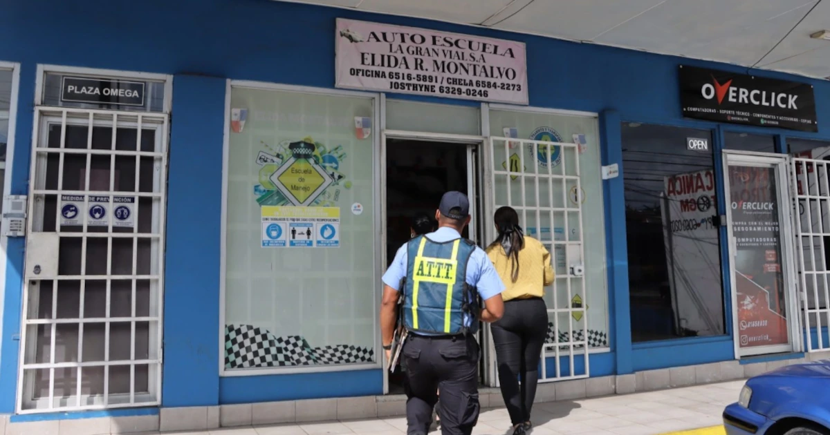 En Panamá, cualquier acuerdo entre competidores para fijar, manipular o imponer precios de venta de bienes o servicios constituye una “práct