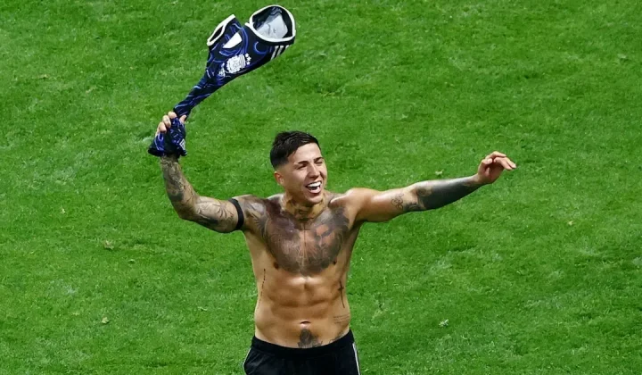 El arte en la piel: cómo los tatuajes de los futbolistas argentinos reflejan sus vidas y creencias
