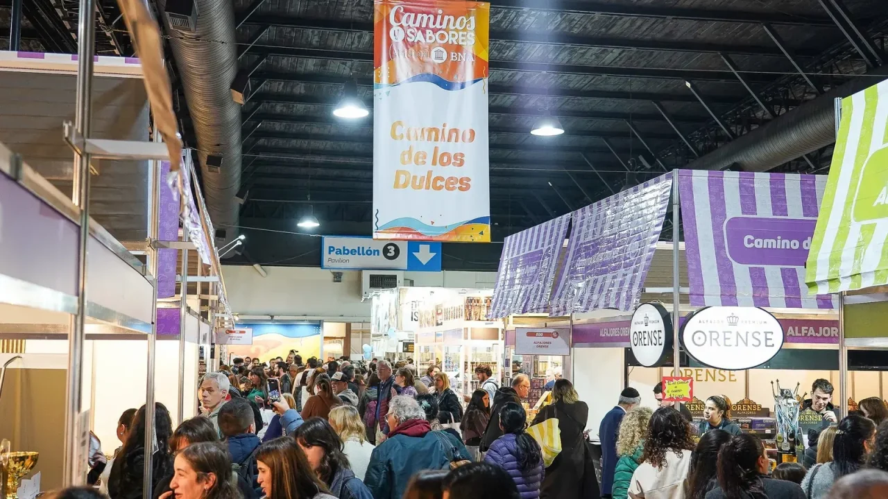 La vigésima edición de Caminos y Sabores se consolida como un reflejo fiel de la Argentina productiva, reuniendo en Buenos Aires a más de 50