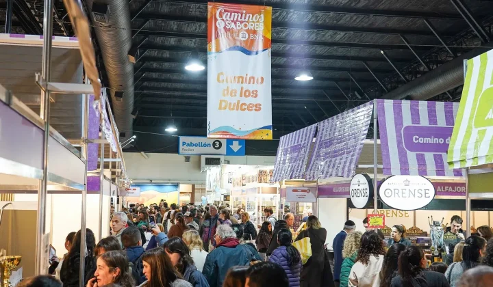 La vigésima edición de Caminos y Sabores se consolida como un reflejo fiel de la Argentina productiva, reuniendo en Buenos Aires a más de 50
