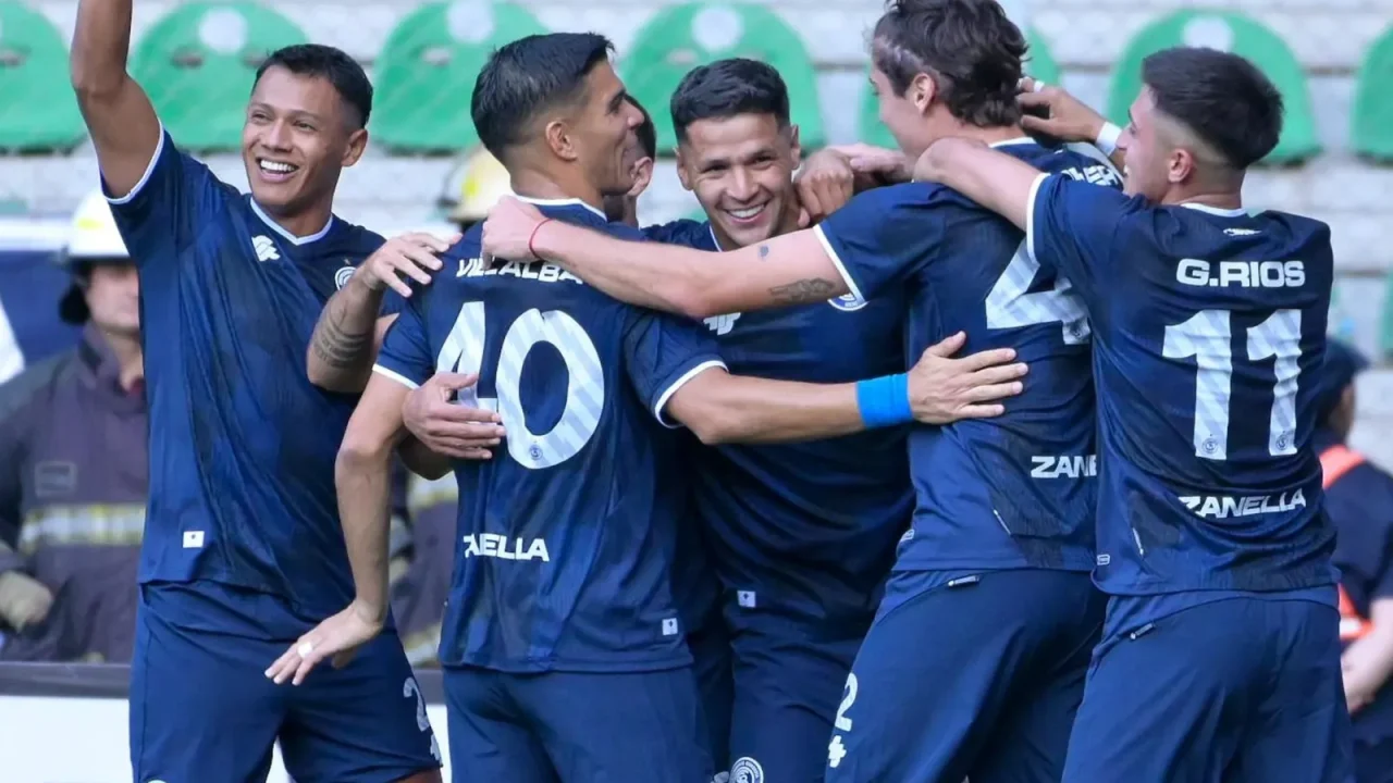 La pasión por el fútbol argentino se enciende este domingo 12 de julio de 2026 con una atractiva agenda de partidos que promete mantener a l