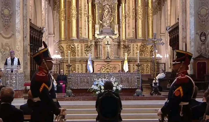 El arzobispo de Buenos Aires, Jorge García Cuerva, aprovechó la celebración del Día de la Independencia para dirigir un mensaje contundente