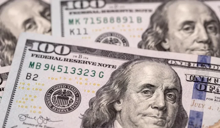El dólar en Costa Rica mantuvo su cotización este sábado 18 de julio de 2026, manteniéndose en 454 colones por unidad, según la última actua