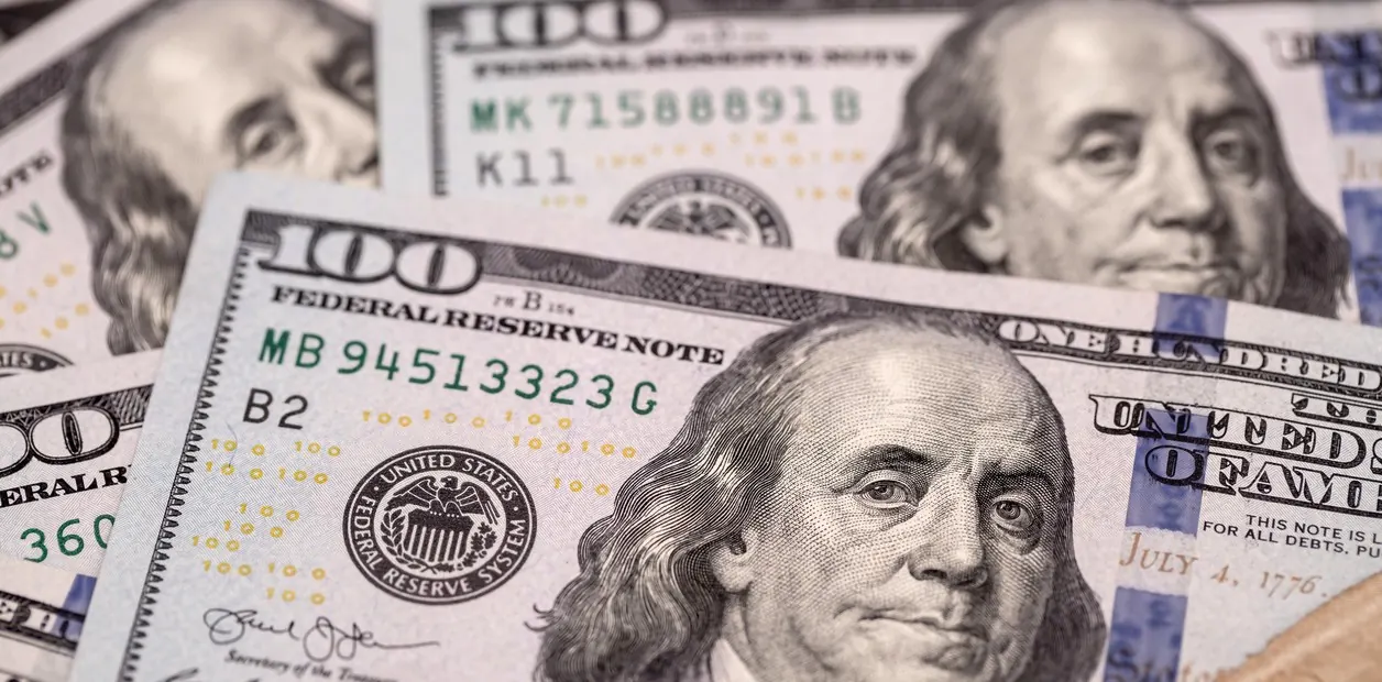 El dólar en Costa Rica mantuvo su cotización este sábado 18 de julio de 2026, manteniéndose en 454 colones por unidad, según la última actua
