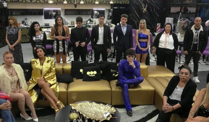 La competencia en Gran Hermano sufrió un giro inesperado con la sorpresiva salida de Andrea del Boca. La reconocida actriz dejó la casa más