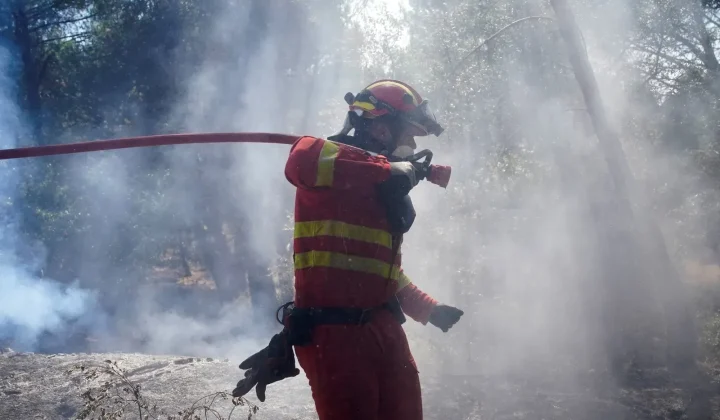 Incendio en Madrid sigue activo y alertan por una nueva ola de calor: “Quedan horas difíciles”