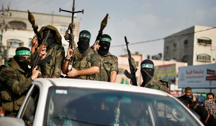 Hamas acepta desarmarse por completo en Gaza: el anuncio de Trump y la reacción del grupo islamista