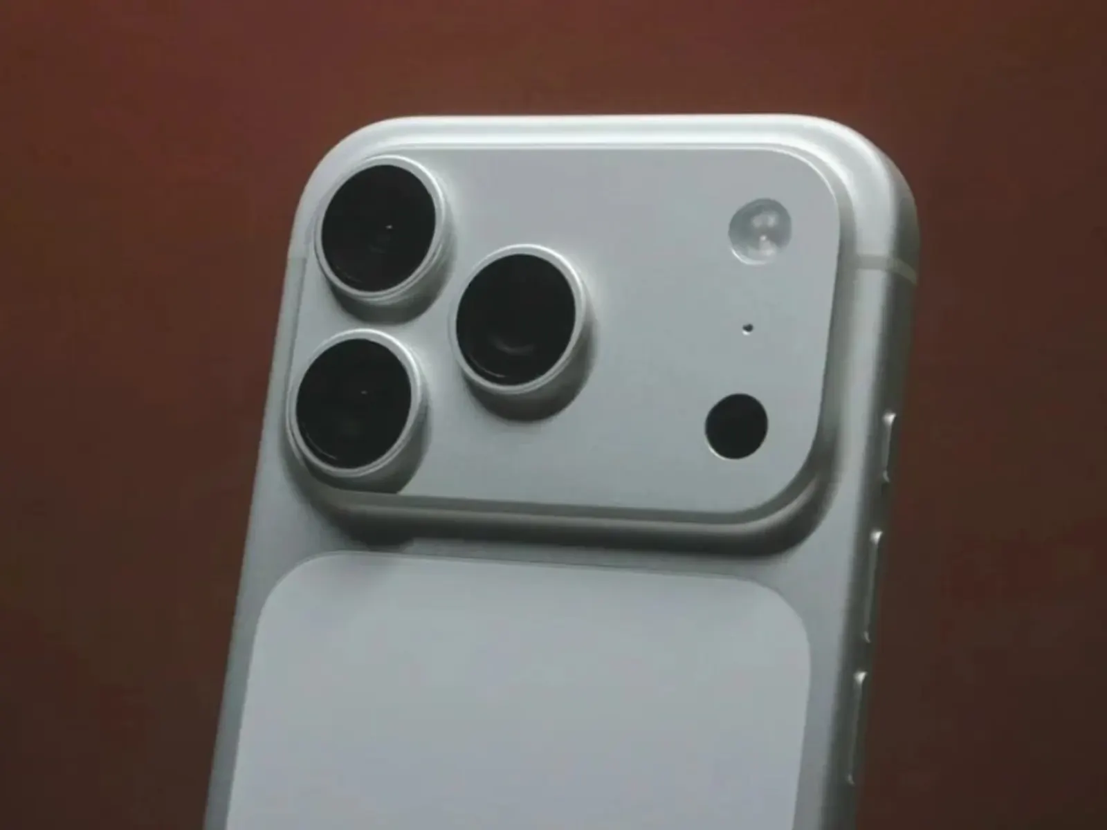 Concepto visual de un iPhone con el logo de Apple.