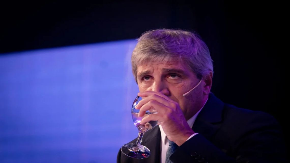 El Gobierno profundiza su pragmatismo energético: Déficit con productoras de gas y subsidios crecientes