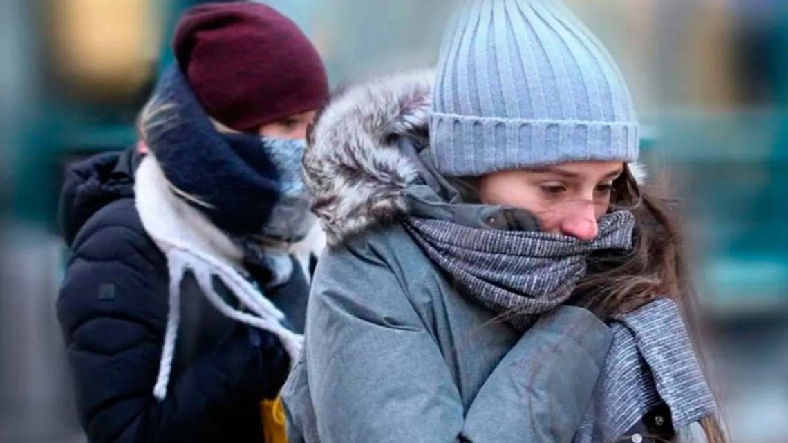 Una masa de aire polar impactará sobre gran parte del territorio argentino durante las próximas 48 horas, trayendo consigo heladas generaliz