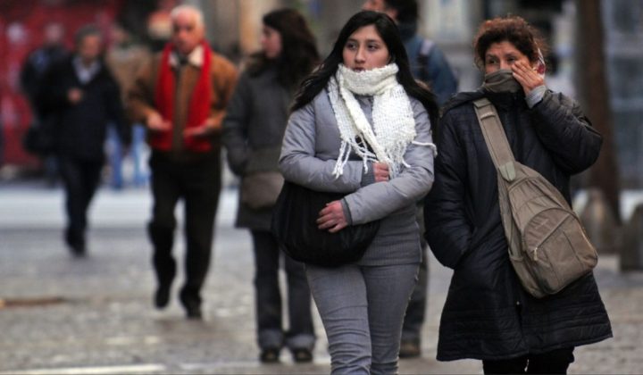 El inicio de la semana en la Ciudad de Buenos Aires y el Área Metropolitana de Buenos Aires (AMBA) estará marcado por la persistencia del ai