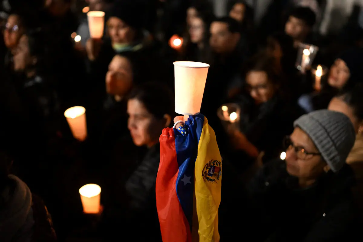 Miembros de la comunidad venezolana en Buenos Aires durante un evento solidario.
