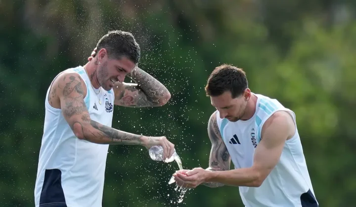La Selección Argentina continúa su camino en el Mundial 2026 y la expectativa crece de cara a los cruces de 16avos de final. Los hinchas arg