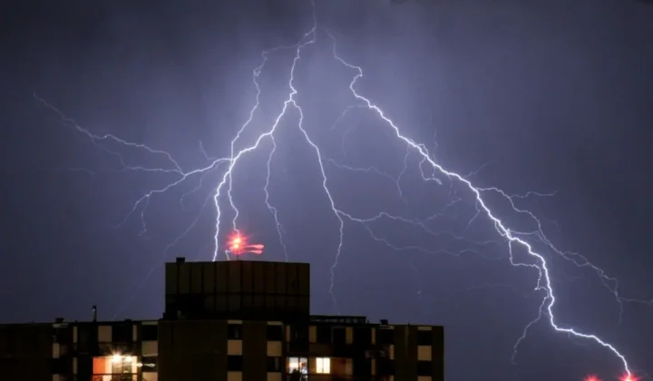 El “Súper Niño” se intensifica y trae 72 horas de inestabilidad: lluvias débiles en el AMBA y frío extremo en la Patagonia