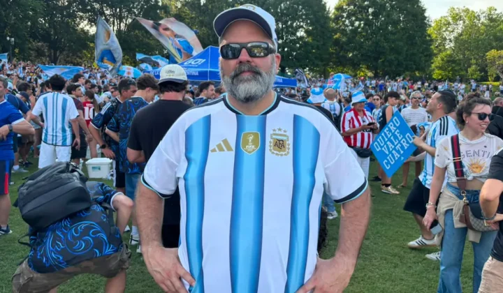 Un investigador privado argentino radicado en Estados Unidos está liderando una cruzada contra las estafas de reventa de entradas para los p