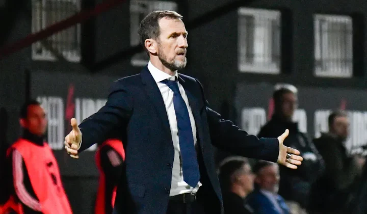 El gesto de Arruabarrena tras el gol de Alexander Díaz: la derrota de Boca que sacude al fútbol argentino