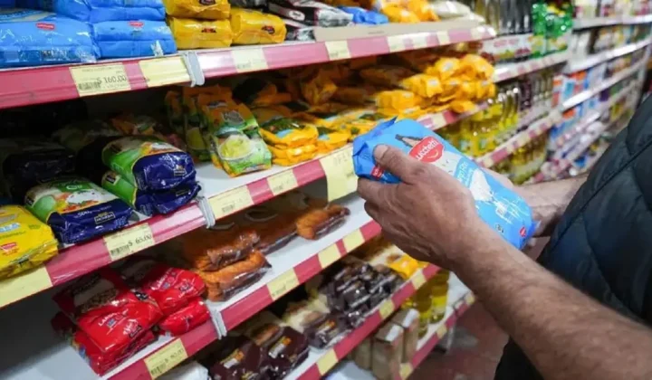 Las estimaciones de diversas consultoras privadas argentinas sugieren que la inflación de julio de 2026 se ubicaría alrededor del 2%. Este d