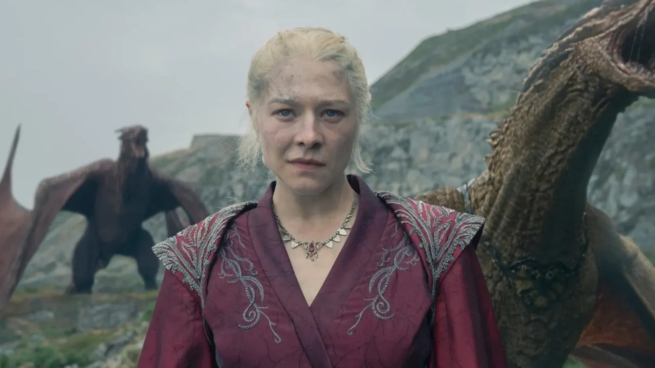 La aclamada precuela de Game of Thrones, “La Casa del Dragón”, ha regresado a HBO Max con su esperada tercera temporada, prometiendo intensi