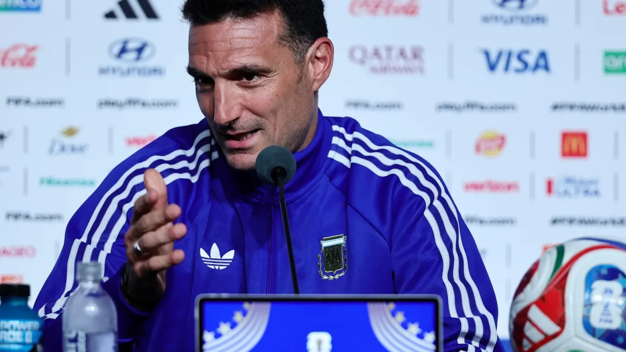 Scaloni confirma a Paredes como titular ante Egipto y advierte sobre el rival