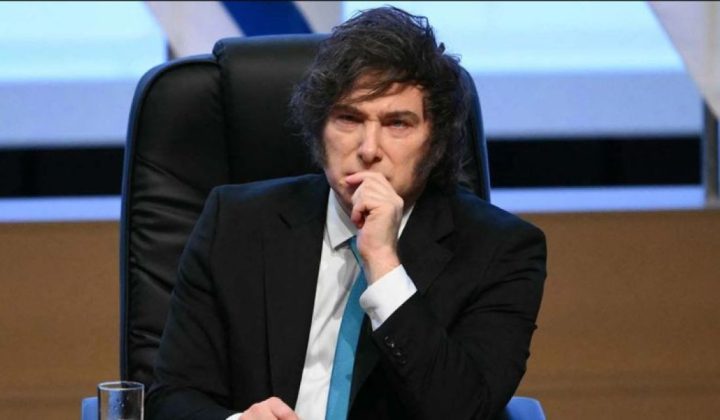Gobierno reasigna fondos a educación, salud y seguridad social vía DNU