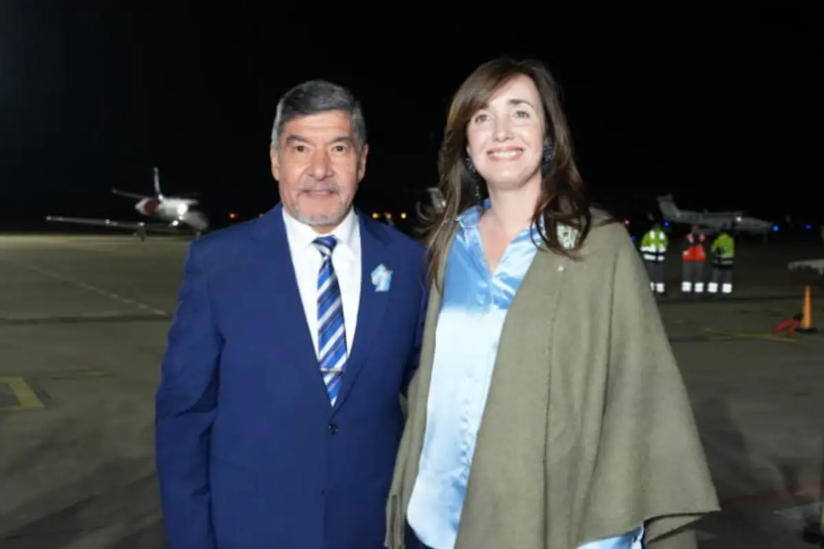 La vicepresidenta Victoria Villarruel en un acto oficial en Tucumán, Argentina, durante la conmemoración del 9 de Julio.