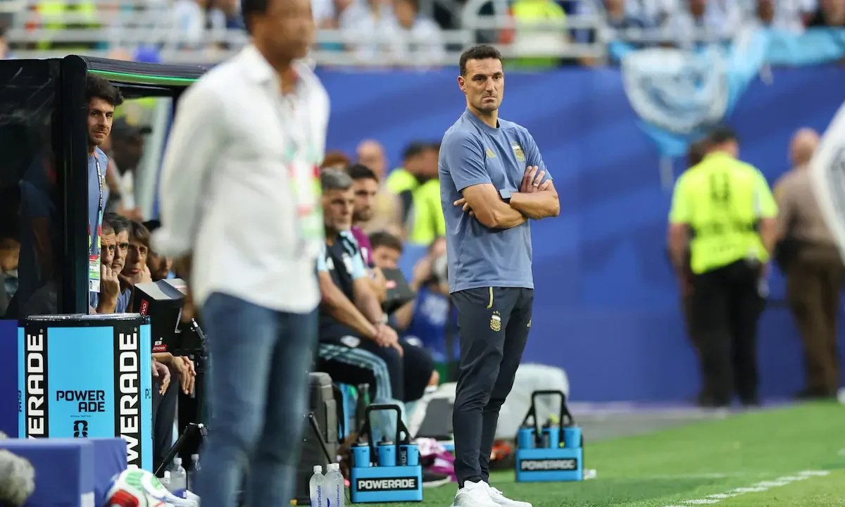 Lionel Scaloni, director técnico de la Selección Argentina, expresó su alivio y satisfacción tras la agónica victoria 3-2 ante Cabo Verde en