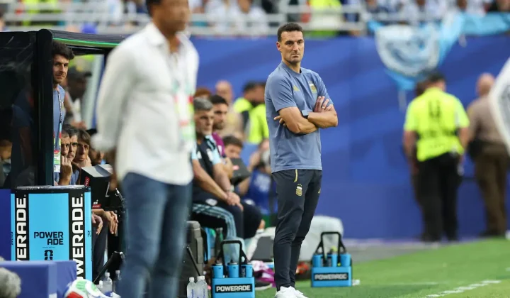 Lionel Scaloni, director técnico de la Selección Argentina, expresó su alivio y satisfacción tras la agónica victoria 3-2 ante Cabo Verde en
