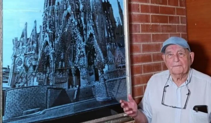 Un argentino de 90 años revoluciona el arte con radiografías médicas