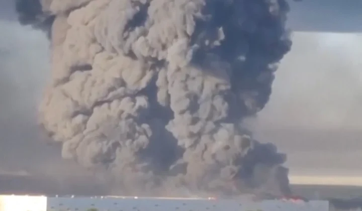 El conflicto entre Rusia y Ucrania escaló con un audaz ataque perpetrado por cientos de drones ucranianos que tuvieron como objetivo dos gig