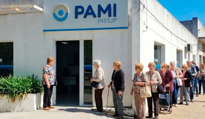 PAMI, la obra social de jubilados y pensionados, ha detallado los diversos canales de comunicación y atención que tiene disponibles para que