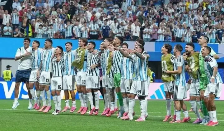 El periodista cordobés Adrián Cragnolini vive la final del Mundial entre Argentina y España con el “corazón partío