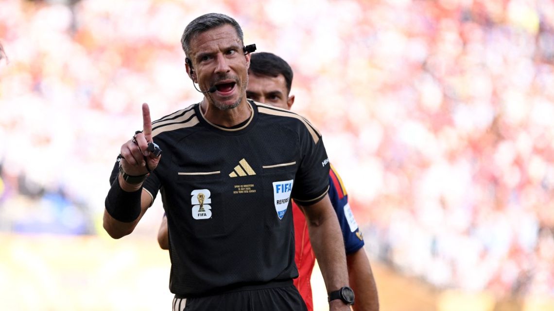 Slavko Vincic se retira tras la final del Mundial 2026 e iguala una curiosa marca de Edgardo Codesal