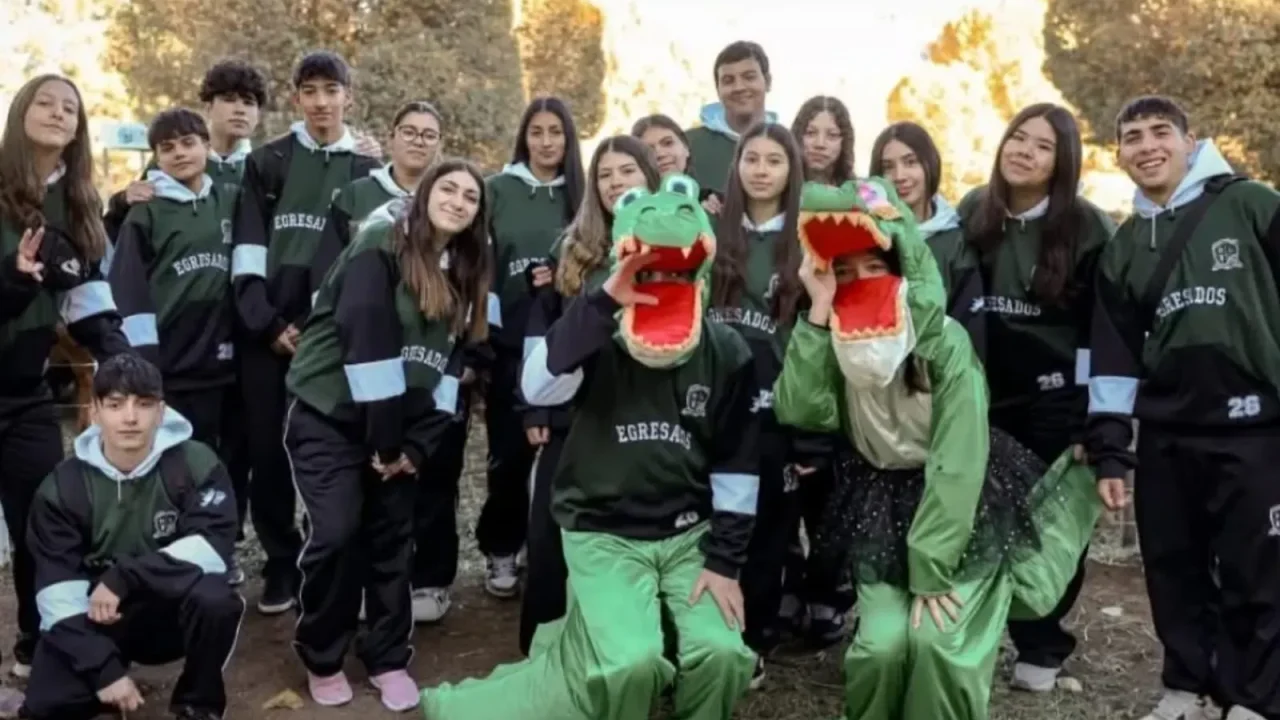 Un grupo de jóvenes estudiantes argentinos, de entre 17 y 18 años, ha sido galardonado en un prestigioso concurso internacional por su ingen