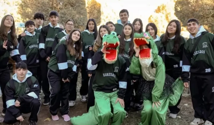 Un grupo de jóvenes estudiantes argentinos, de entre 17 y 18 años, ha sido galardonado en un prestigioso concurso internacional por su ingen
