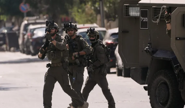 Israel lanza una operación militar masiva en Cisjordania tras la muerte de un colono y una escalada de violencia con varios muertos