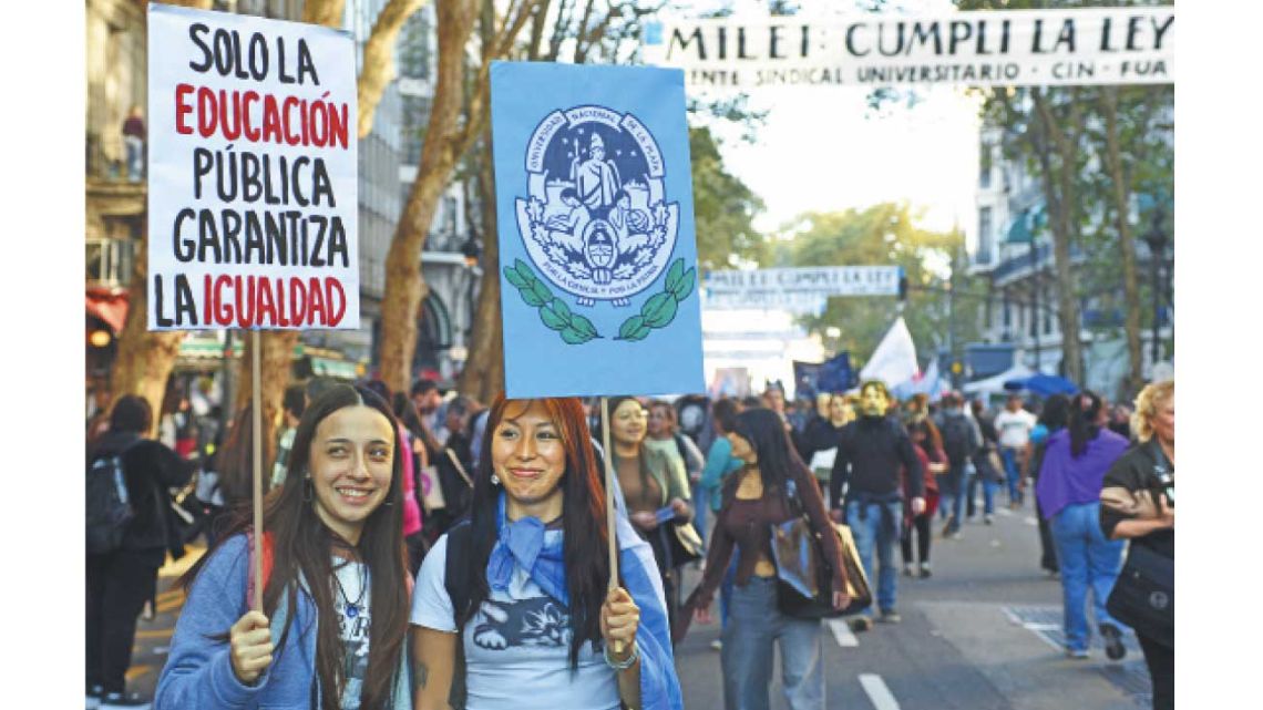 Educación en Argentina: recortes, paro docente y la nueva marcha universitaria