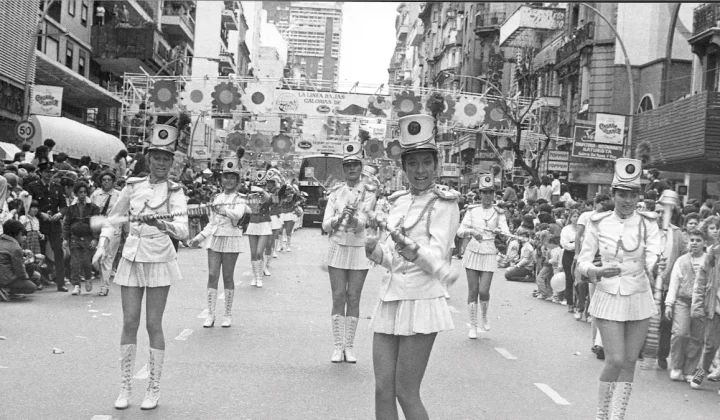Avenida Santa Fe: un recorrido de cinco kilómetros entre la historia porteña, el transporte y la vida urbana