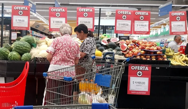 Inflación de agosto: prevén que el IPC vuelva a desacelerarse tras el leve rebote de julio