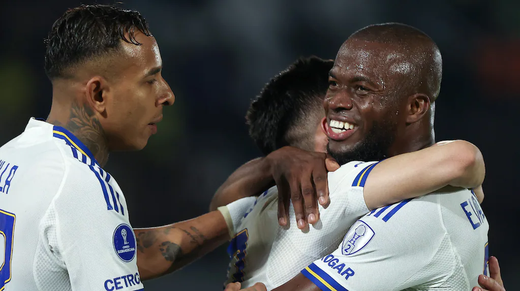 Enner Valencia y Sebastián Villa: la charla en el banco que anticipó la remontada de Boca ante Racing