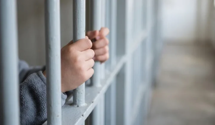 Nuevo régimen penal juvenil en Argentina: qué cambia con la imputabilidad, las penas y los centros de detención
