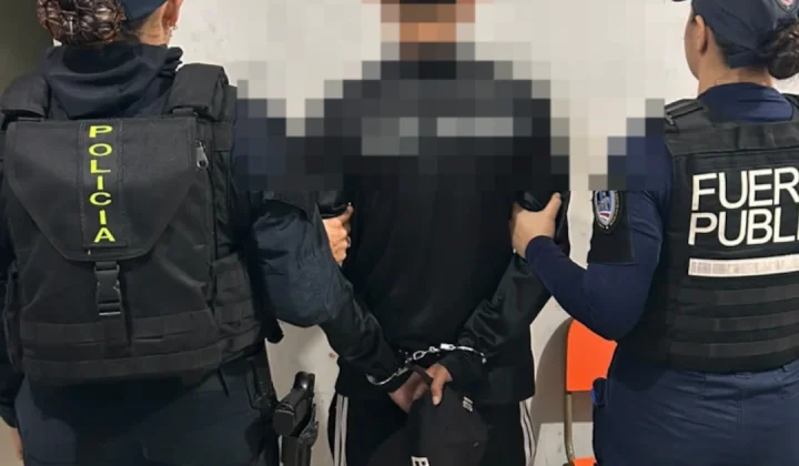 Detienen a tres hombres en Costa Rica con 2.700 dólares falsos: todos los billetes eran de 100 y tenían el mismo número de serie